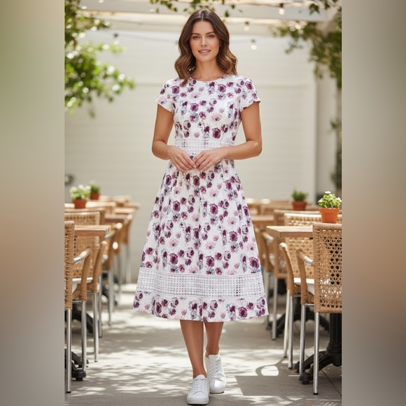 DE COLLECTION Dresses & Skirts - DE COLLECTION FORAL DRESS